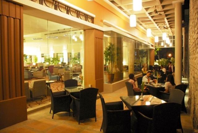 Nilai Springs Resort Hotel Extérieur photo