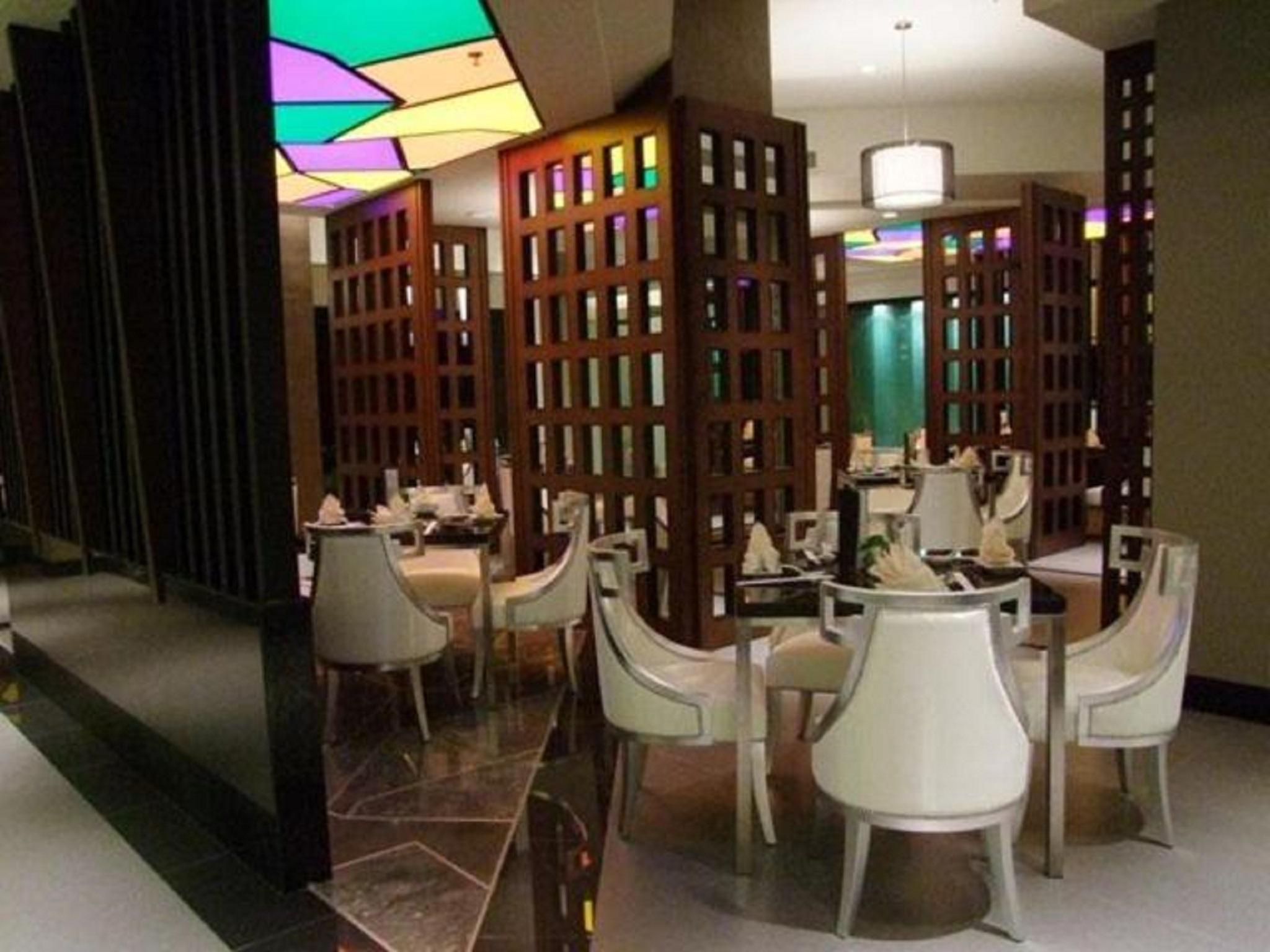 Nilai Springs Resort Hotel Extérieur photo