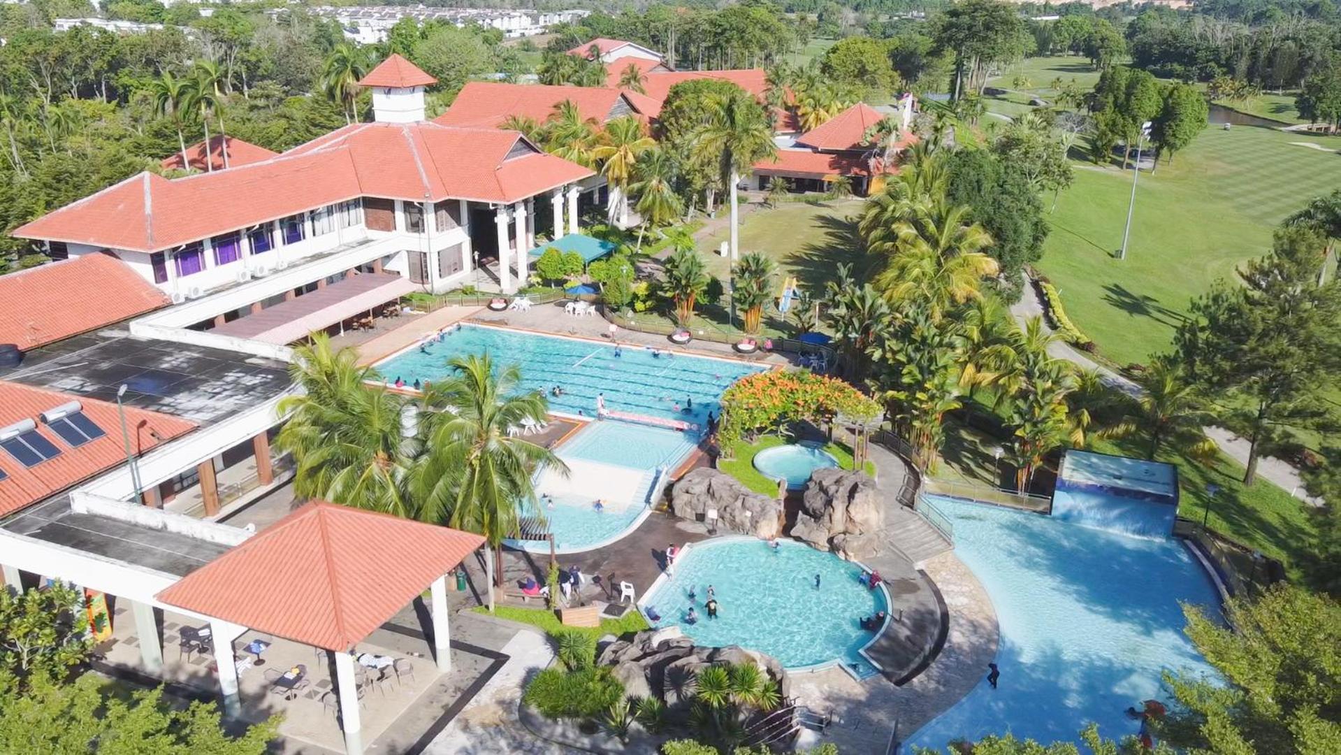 Nilai Springs Resort Hotel Extérieur photo