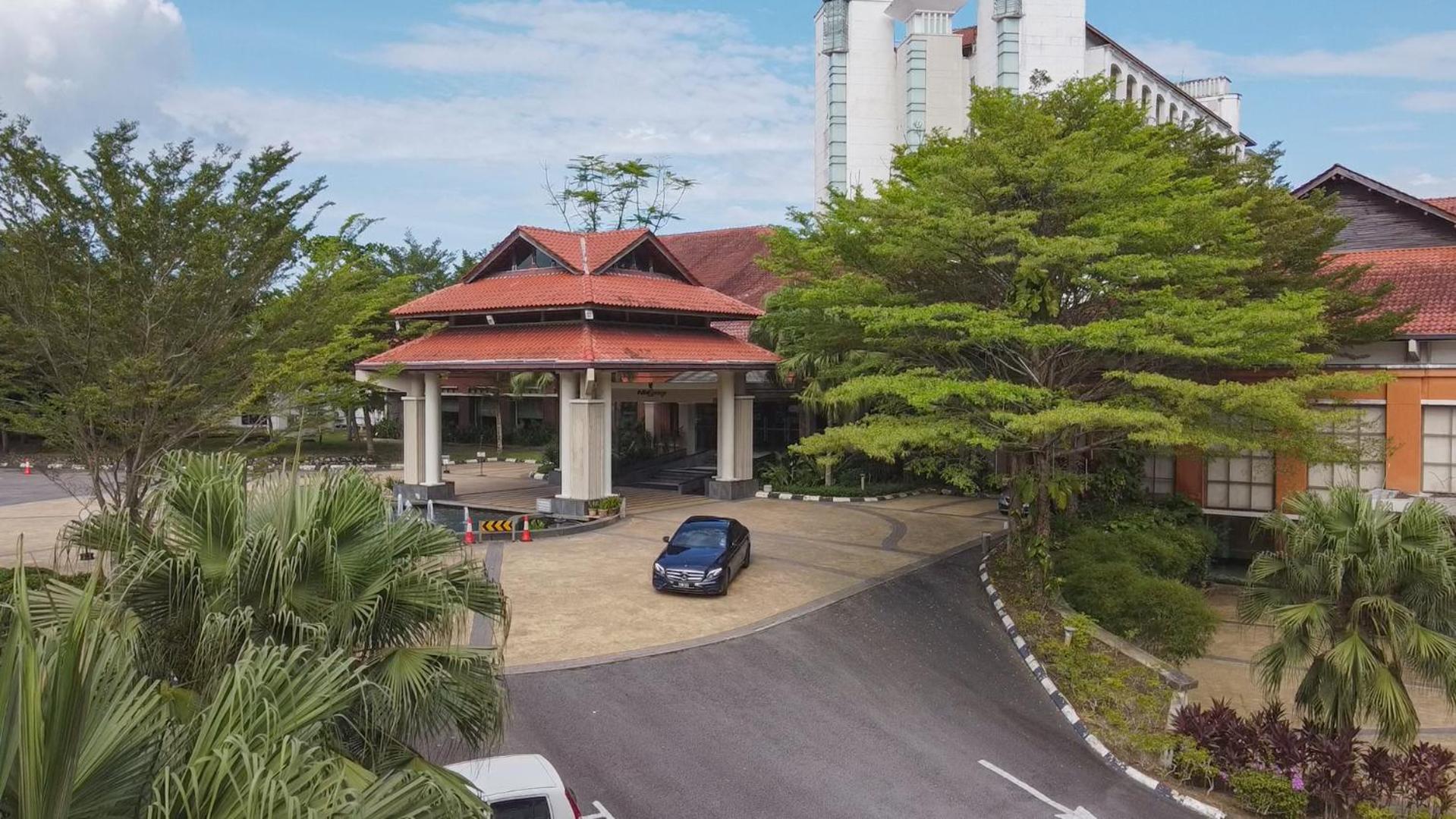 Nilai Springs Resort Hotel Extérieur photo