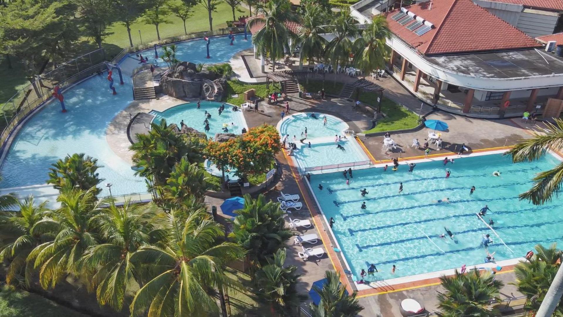 Nilai Springs Resort Hotel Extérieur photo